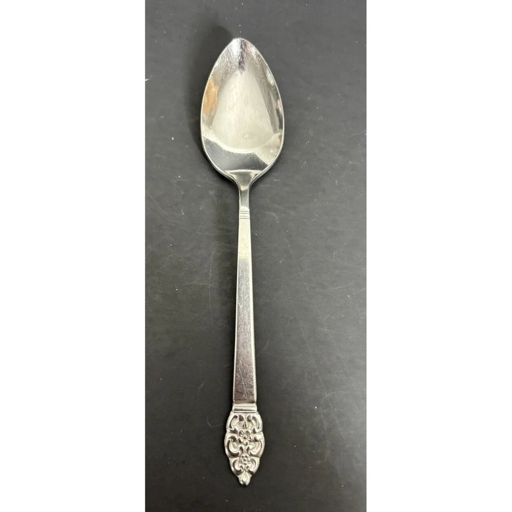 6 Oneida Nordic Crown Teaspoons 6